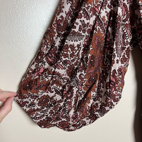 CLEARANCE! Rust Olivaceous L/S Shorts Romper Size M - Picture 6 of 7